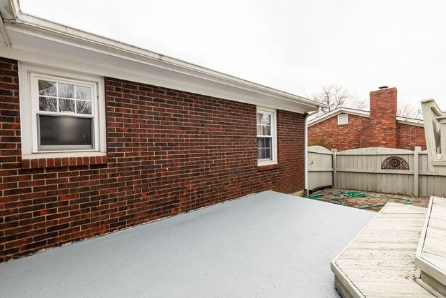 107 Pin Oak Drive, Lancaster, KY 40444