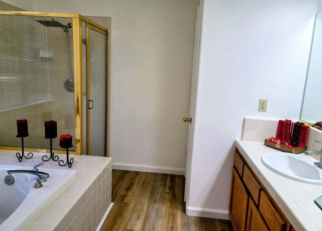 Image 30 of property listing at 7835 Matus, Fresno, CA 93720