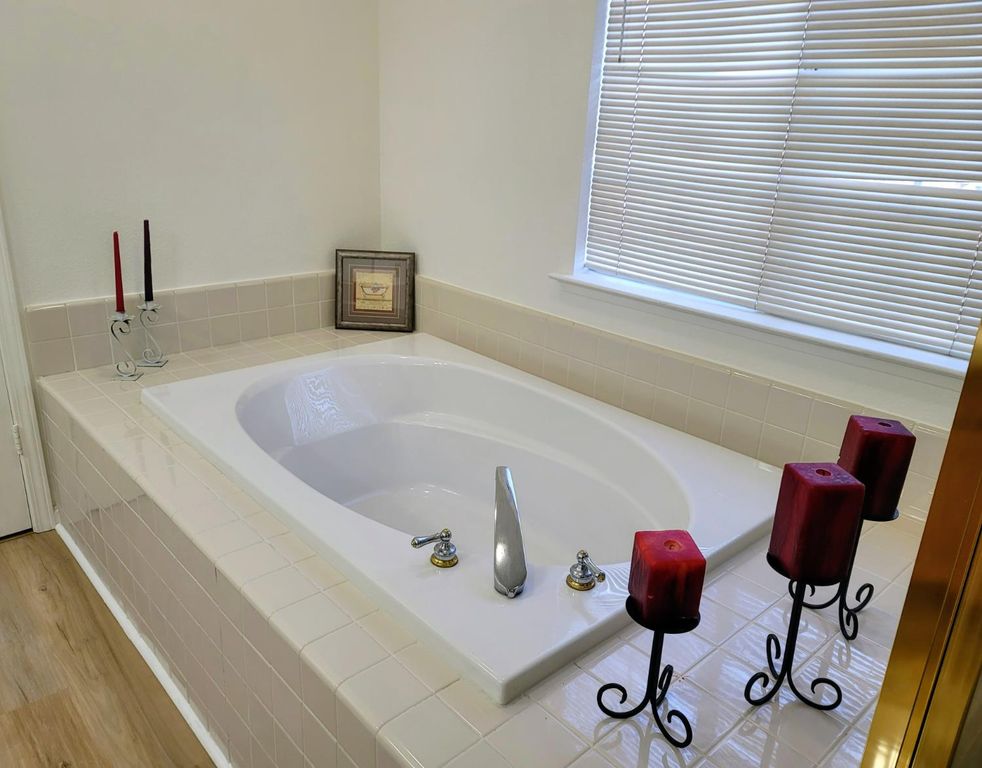 Image 31 of property listing at 7835 Matus, Fresno, CA 93720