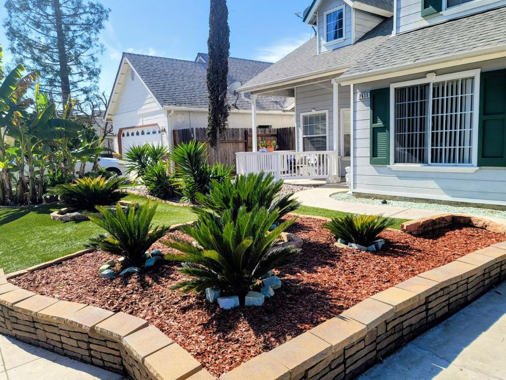 Image 4 of property listing at 7835 Matus, Fresno, CA 93720