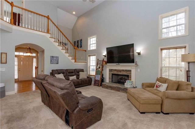 4218 Pine Hill Drive, Loganville, GA 30052