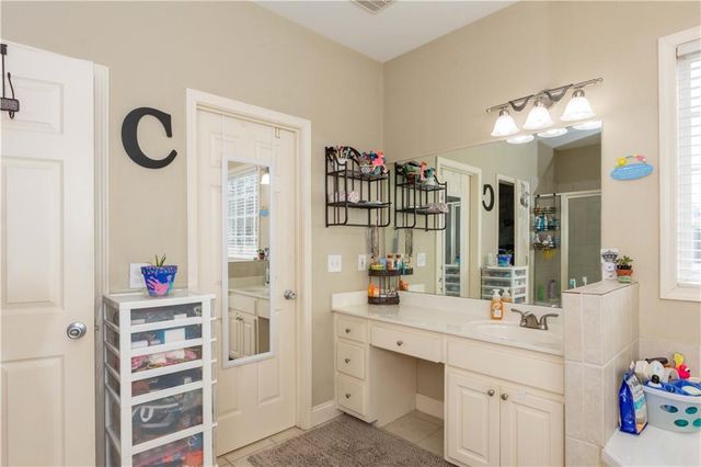 4218 Pine Hill Drive, Loganville, GA 30052