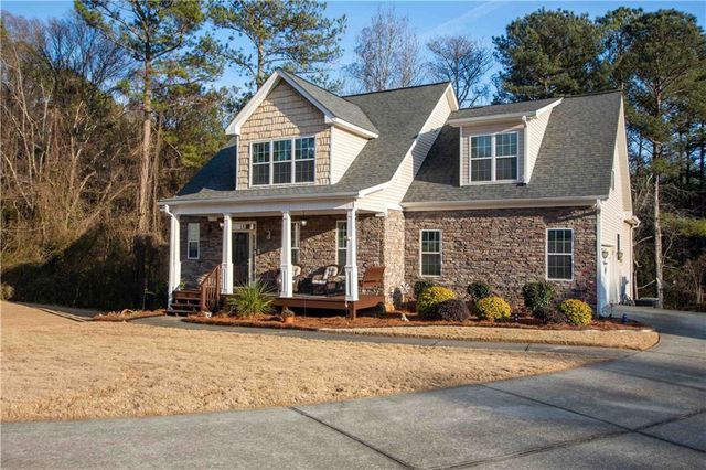4218 Pine Hill Drive, Loganville, GA 30052