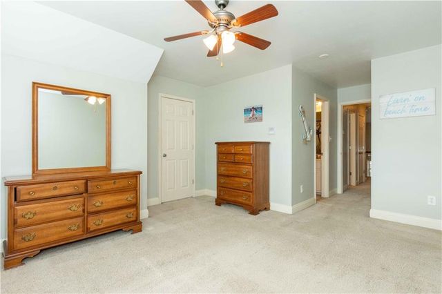 4218 Pine Hill Drive, Loganville, GA 30052