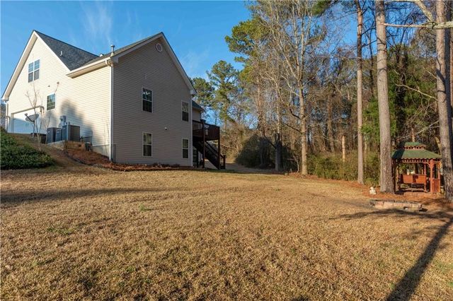 4218 Pine Hill Drive, Loganville, GA 30052