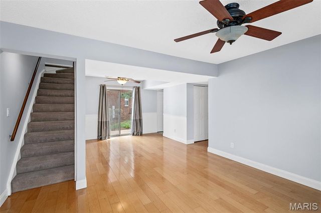 9073 W Swan Circle, St Louis, MO 63144