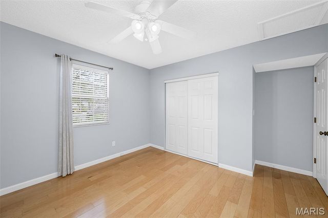 9073 W Swan Circle, St Louis, MO 63144
