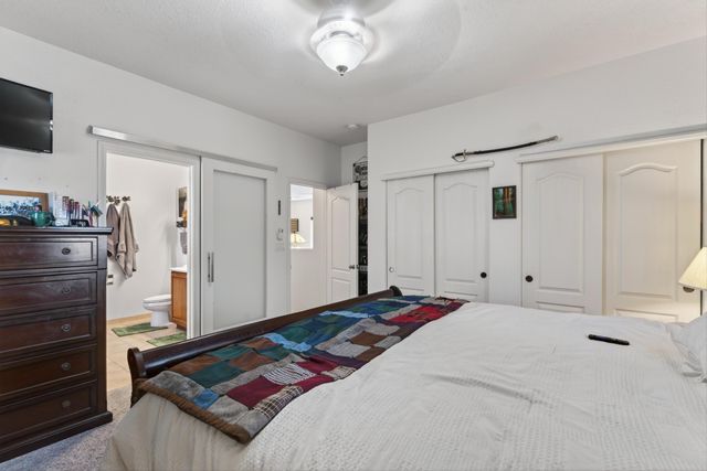 952 Waterfall Drive NE, Rio Rancho, NM 87144