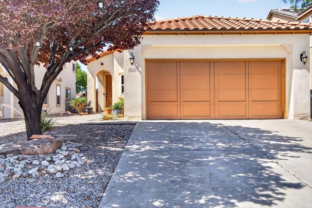 952 Waterfall Drive NE, Rio Rancho, NM 87144