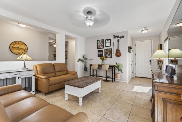 952 Waterfall Drive NE, Rio Rancho, NM 87144