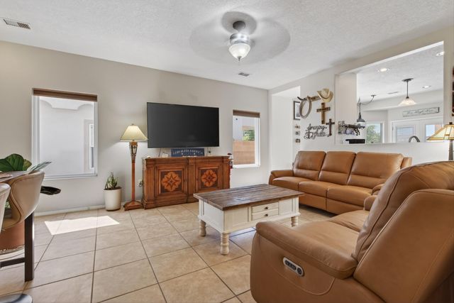 952 Waterfall Drive NE, Rio Rancho, NM 87144