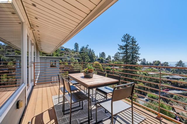 1394 Queens Rd, Berkeley, CA 94708