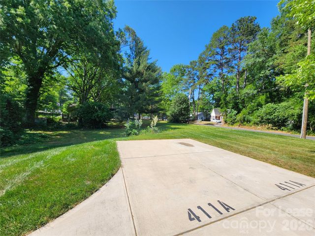 411 W 6th Avenue A, Gastonia, NC 28052