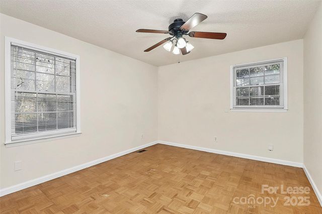 5325 Cold Harbor Drive, Charlotte, NC 28214