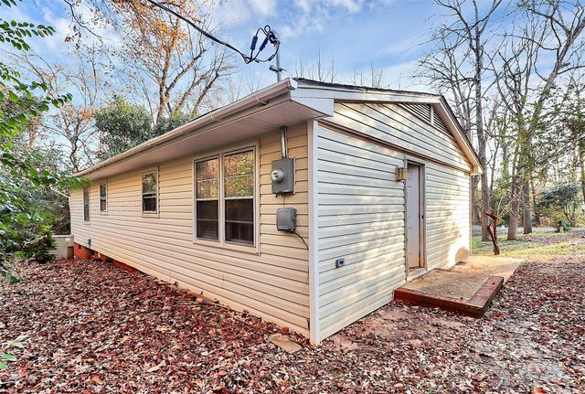 5325 Cold Harbor Drive, Charlotte, NC 28214