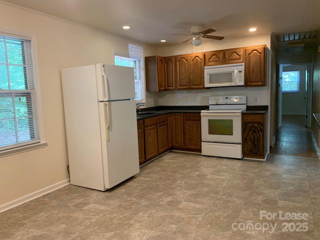 5325 Cold Harbor Drive, Charlotte, NC 28214