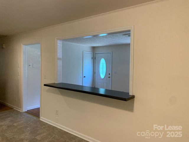 5325 Cold Harbor Drive, Charlotte, NC 28214