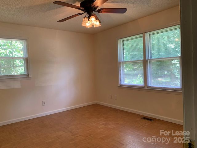 5325 Cold Harbor Drive, Charlotte, NC 28214