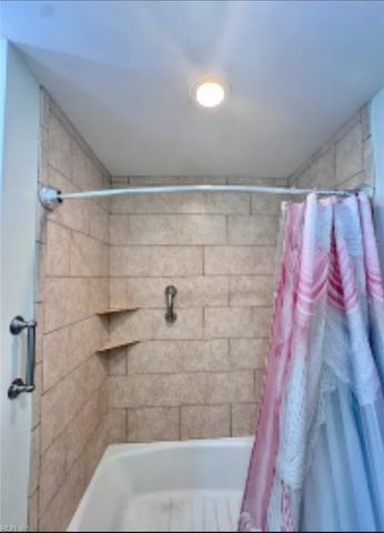 14 Sandie Point LN, Portsmouth, VA 23701