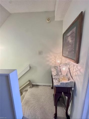 14 Sandie Point LN, Portsmouth, VA 23701