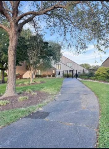 14 Sandie Point LN, Portsmouth, VA 23701