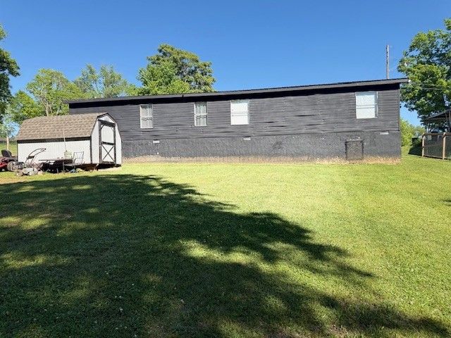 436 Love St, Sparta, TN 38583