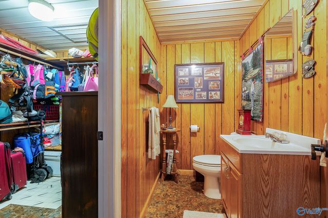 721 County Road 75, Cedar Bluff, AL 35959