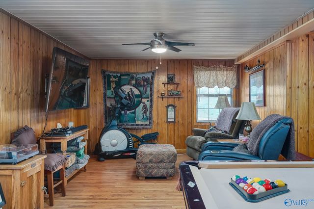 721 County Road 75, Cedar Bluff, AL 35959