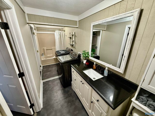 721 County Road 75, Cedar Bluff, AL 35959