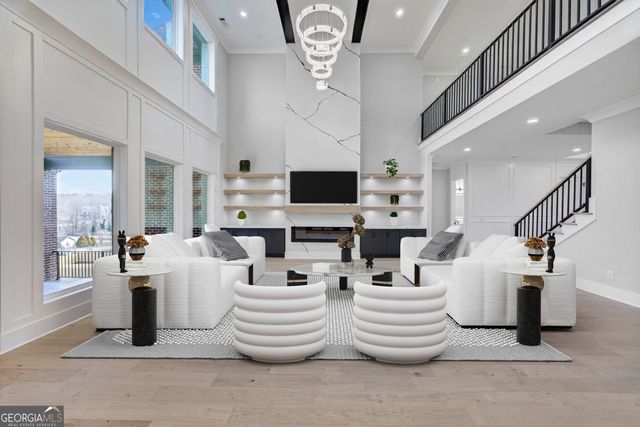 3245 Smithtown Road, Suwanee, GA 30024