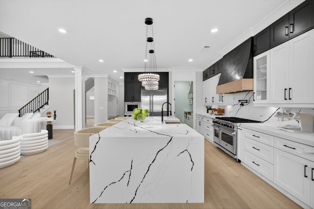 3245 Smithtown Road, Suwanee, GA 30024