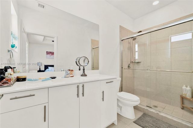 11815 SW 247th Ter, Homestead, FL 33032