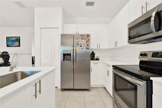 11815 SW 247th Ter, Homestead, FL 33032