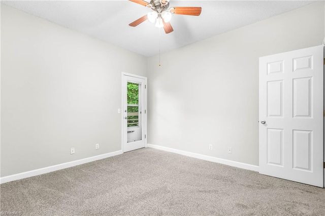 326 Meadows Circle, Winston-salem, NC 27104