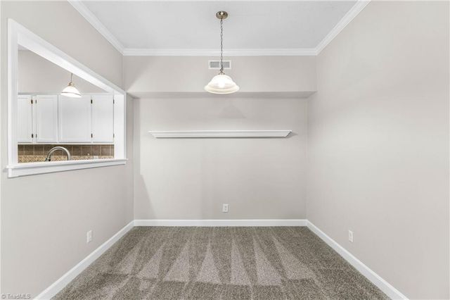 326 Meadows Circle, Winston-salem, NC 27104