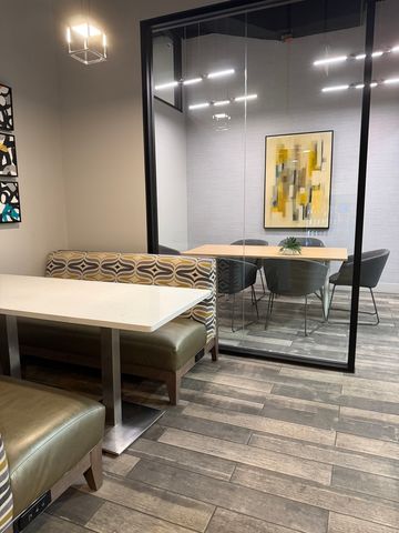 180 N Jefferson Street 711, Chicago, IL 60661