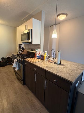 180 N Jefferson Street 711, Chicago, IL 60661