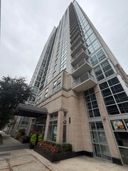 180 N Jefferson Street 711, Chicago, IL 60661
