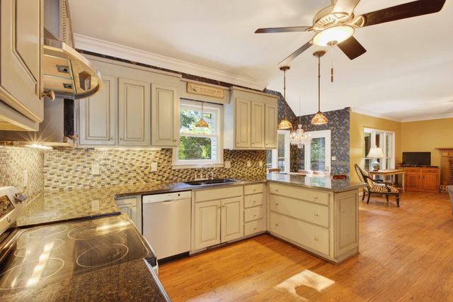 5 Huntsman Court, Simpsonville, SC 29680