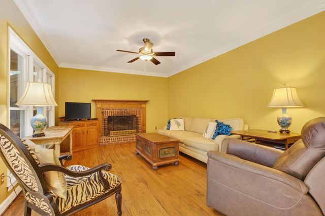 5 Huntsman Court, Simpsonville, SC 29680