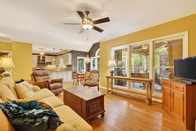 5 Huntsman Court, Simpsonville, SC 29680