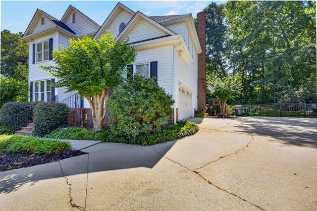 5 Huntsman Court, Simpsonville, SC 29680