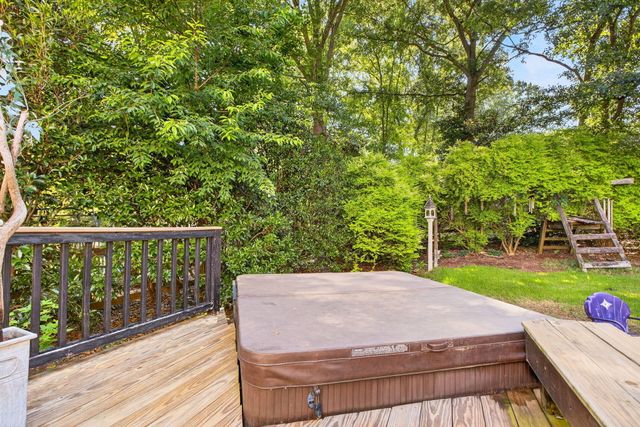 5 Huntsman Court, Simpsonville, SC 29680