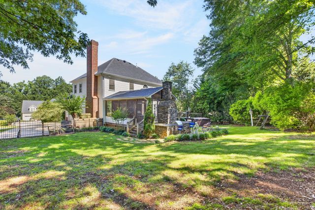 5 Huntsman Court, Simpsonville, SC 29680