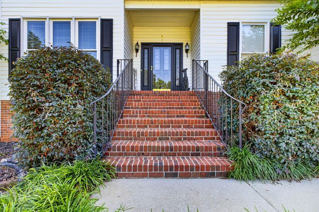 5 Huntsman Court, Simpsonville, SC 29680