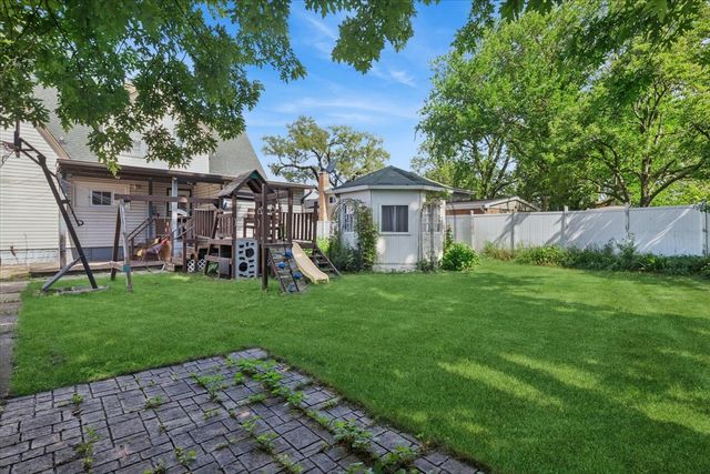 8233 Austin Avenue, Morton Grove, IL 60053
