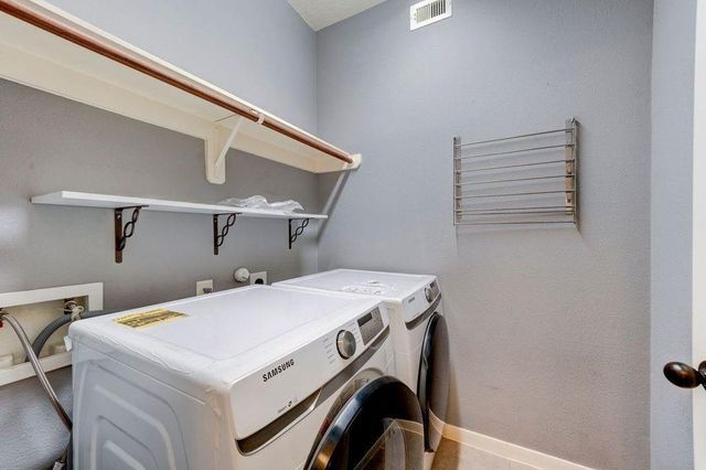 29810 N Legends Village Circle, Spring, TX 77386