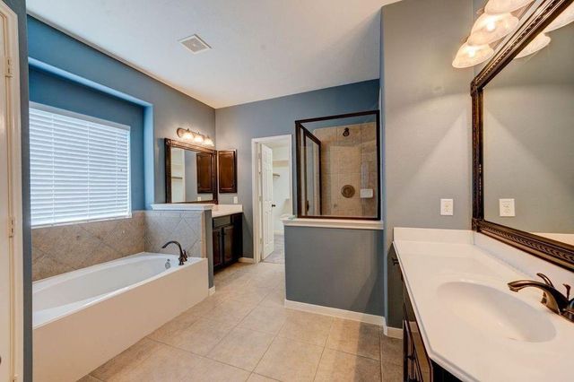 29810 N Legends Village Circle, Spring, TX 77386