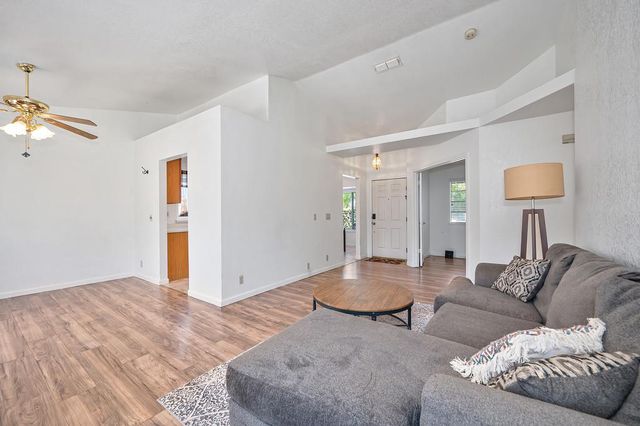 1028 Fallon Woods Way, Rio Linda, CA 95673