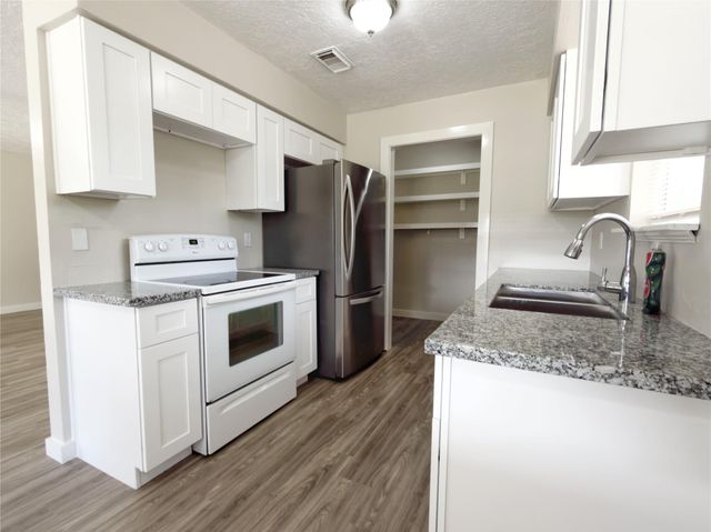 23418 Pine Forest Drive, New Caney, TX 77357